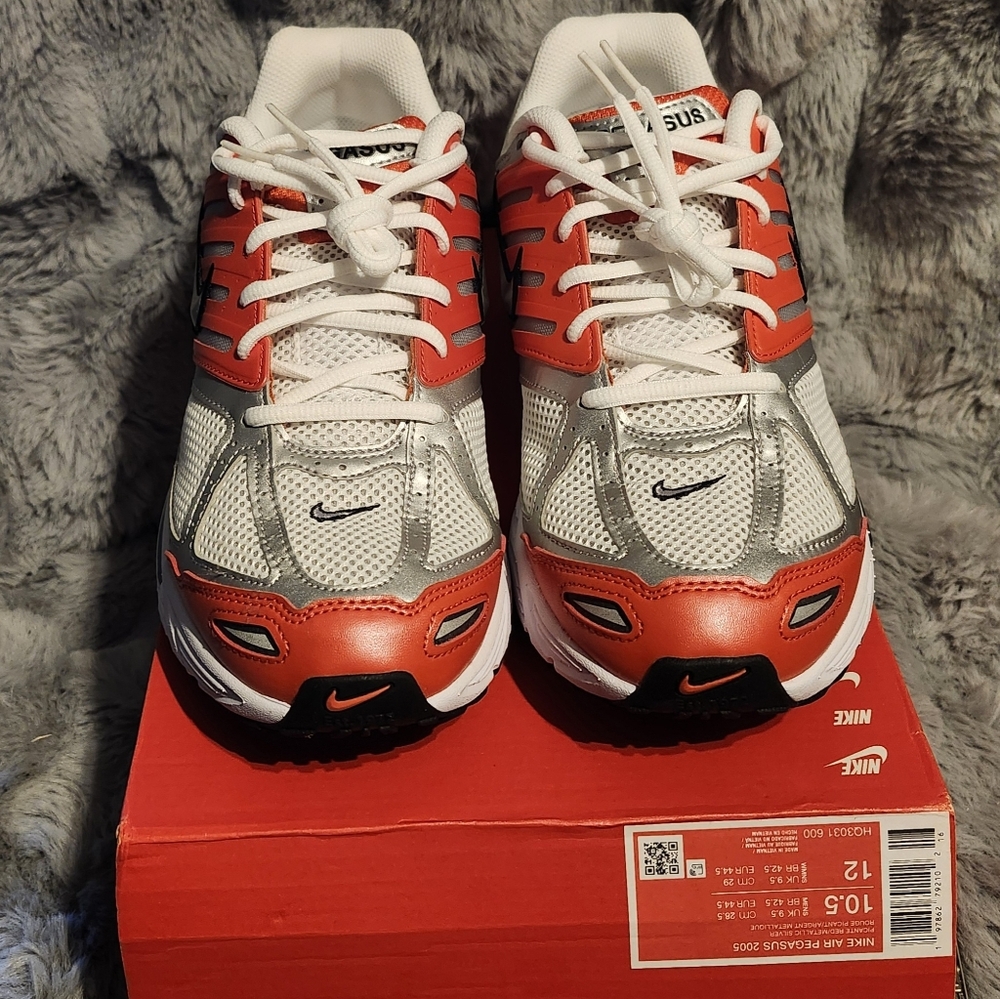 Mens Nike Air Pegasus 2005 - BRAND NEW